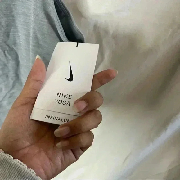 Nike yoga tank top size 1x squared neck - Picture 5 of 5